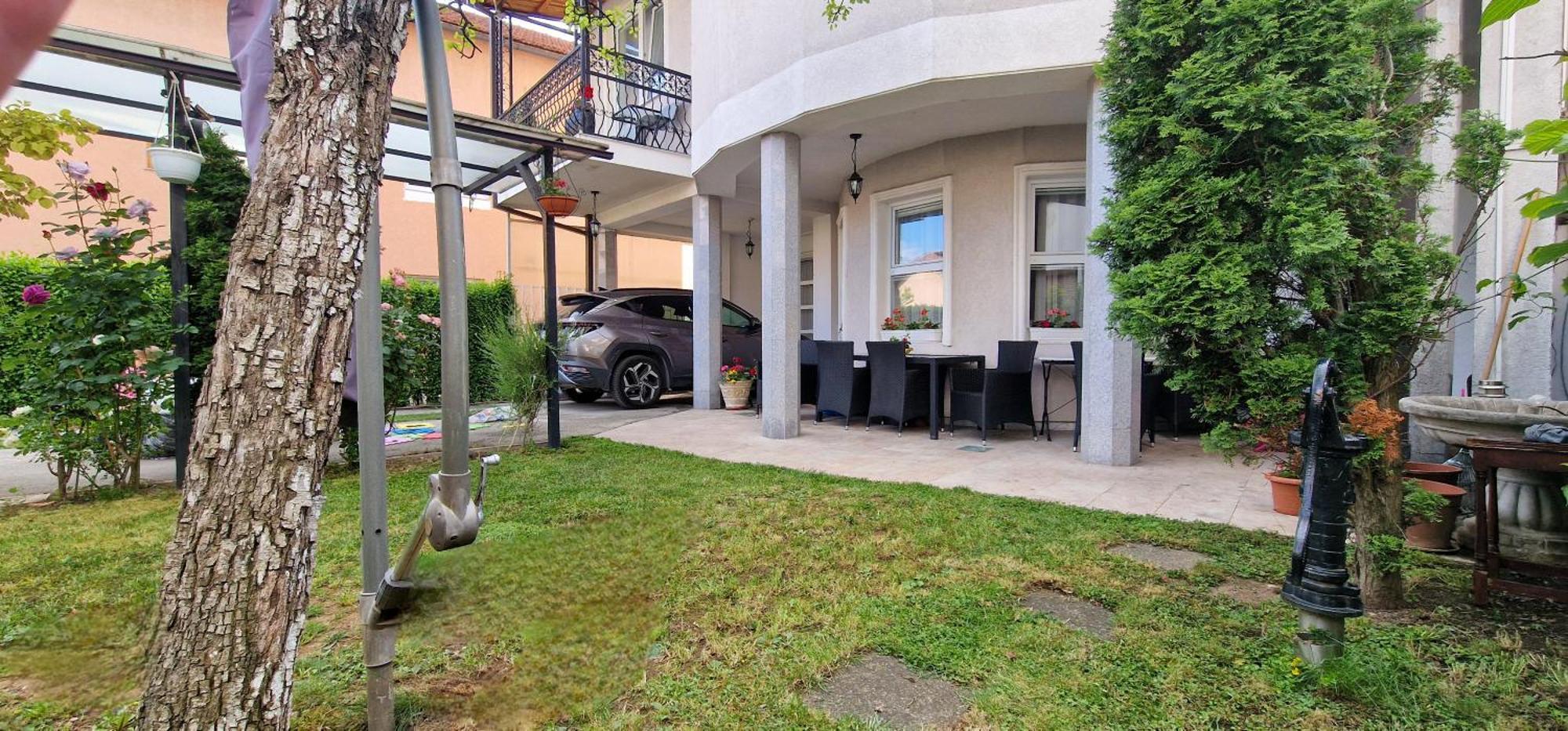 Ars Apartmán *